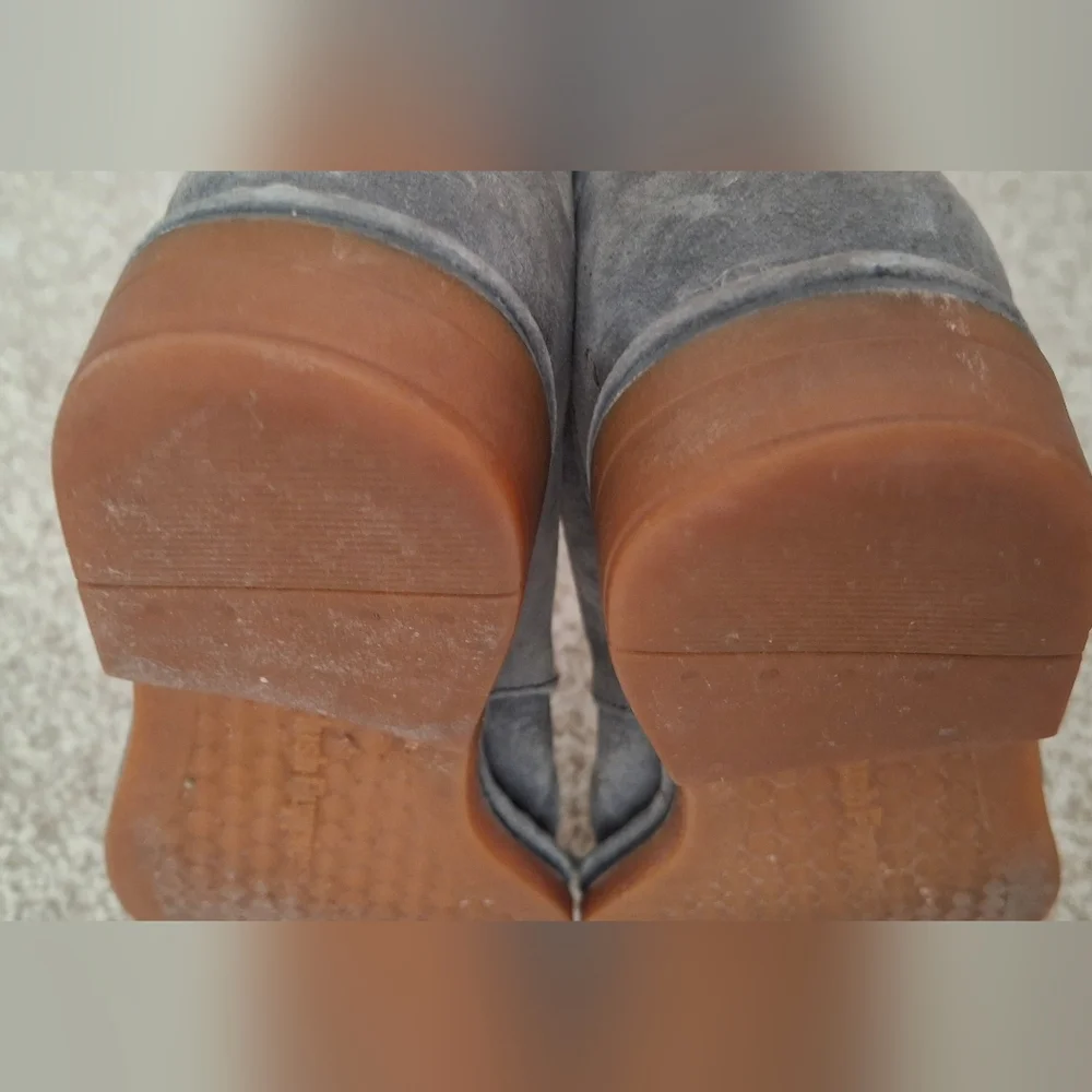Hush Puppies step out